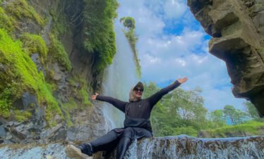 Trekking Curug Bidadari Sentul bersama Indo Trekking"